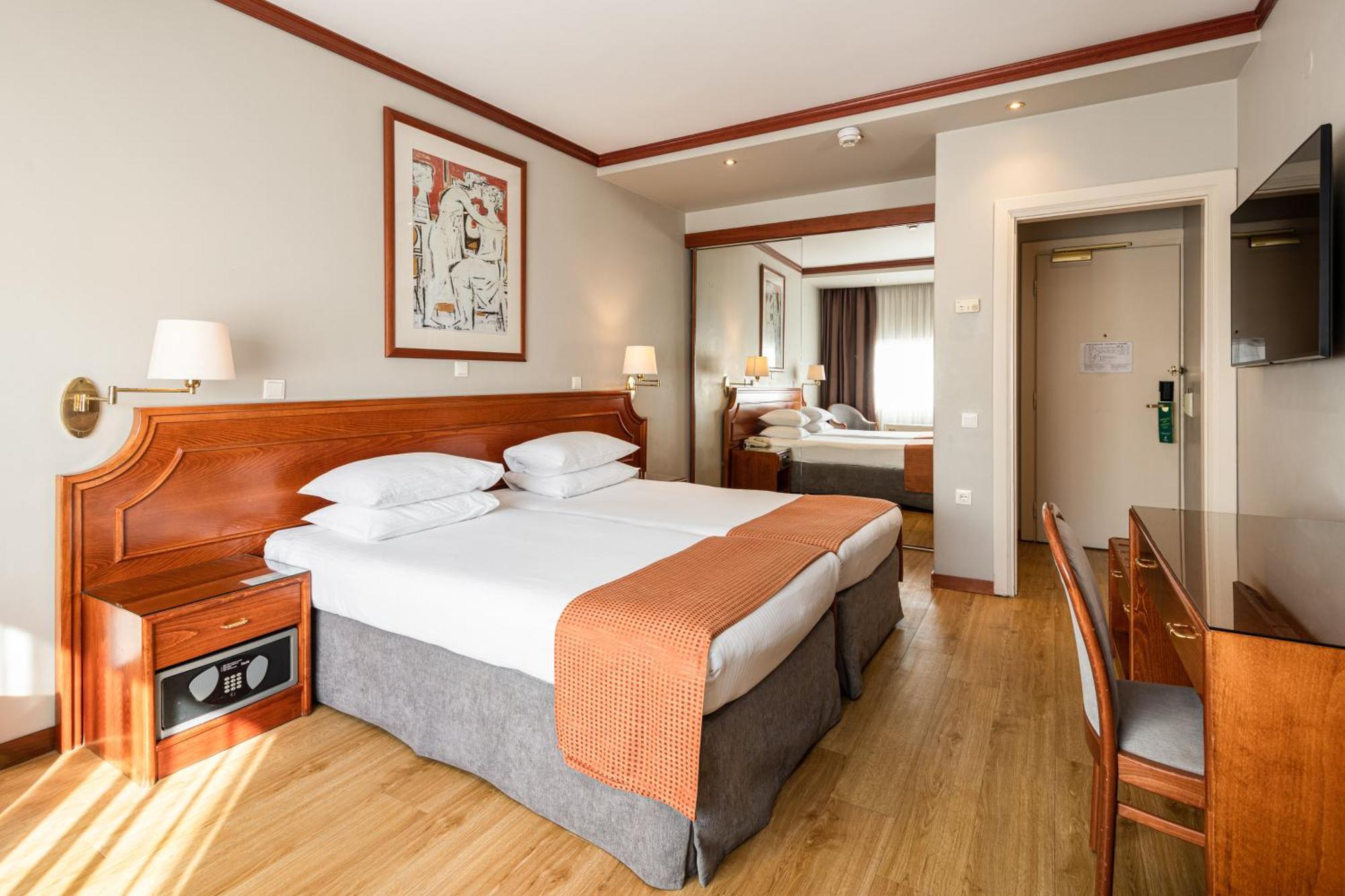 By Ihg 5* Soluň