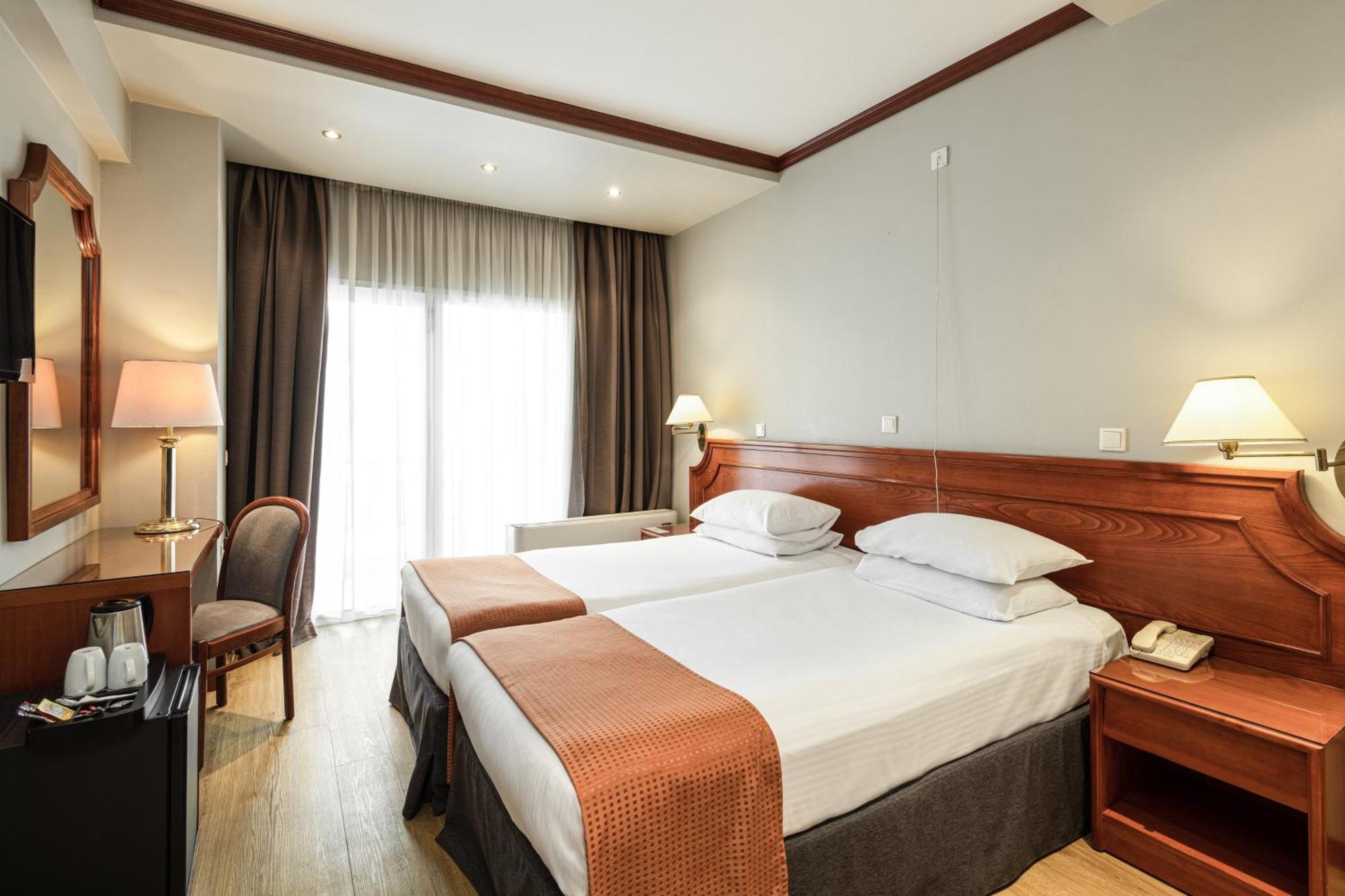 By Ihg Отель Салоники